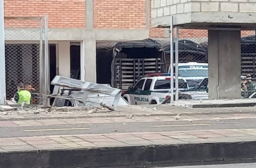  Varios policías y civiles heridos dejó atentado contra estación de Policía en Cúcuta